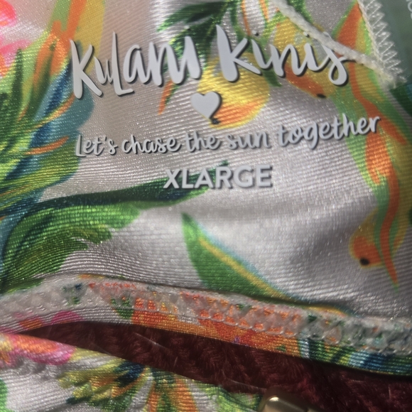 Kulani Kinis Floral Bikini Top - Multicolor - Picture 6 of 7